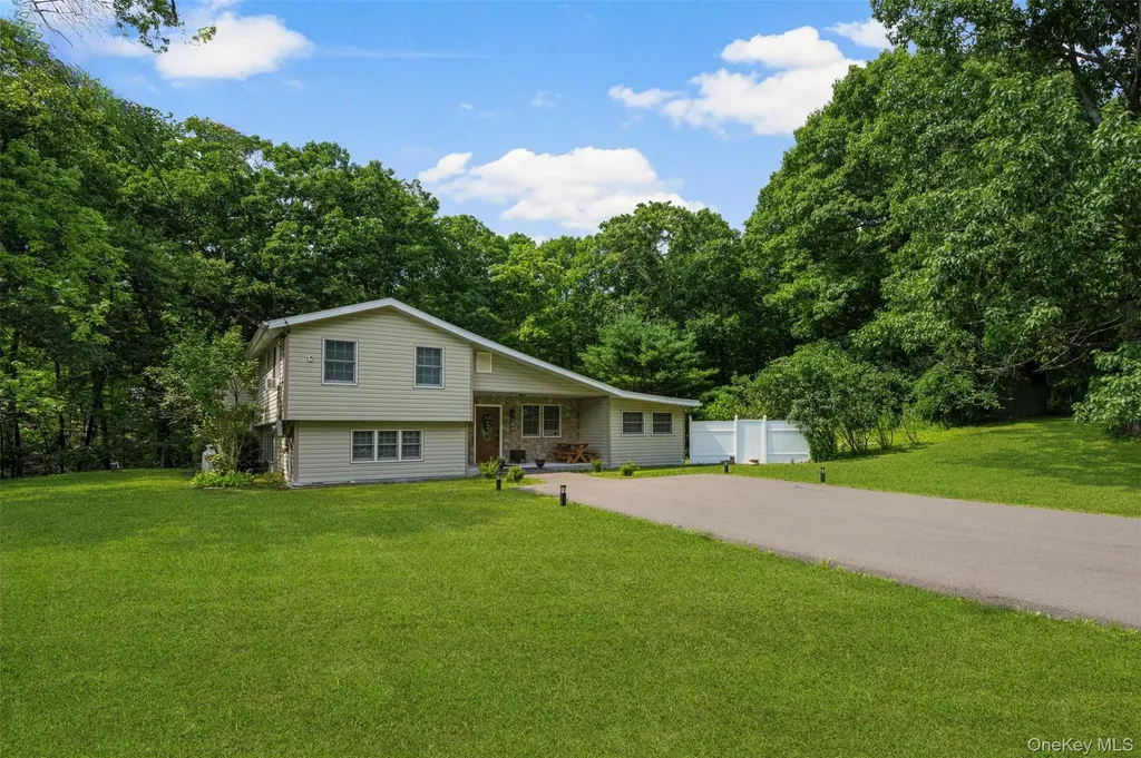 103 High Hill Road Athens NY 12015