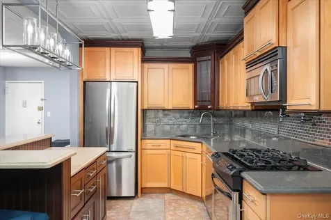 480 Halstead Avenue Harrison NY 10528