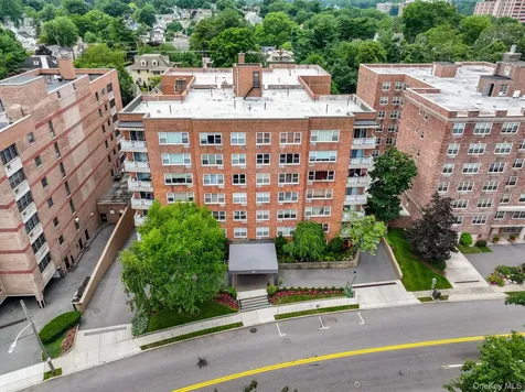 10 Old Mamaroneck Road White Plains NY 10605