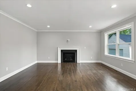 1219 Henry Avenue Mamaroneck NY 10543