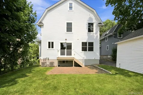 1219 Henry Avenue Mamaroneck NY 10543