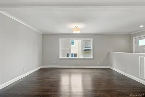 1219 Henry Avenue Mamaroneck NY 10543