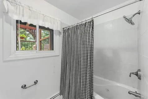 101 Eagle Bay Drive Ossining NY 10562