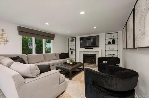15 Pound Ridge Road Plainview NY 11803