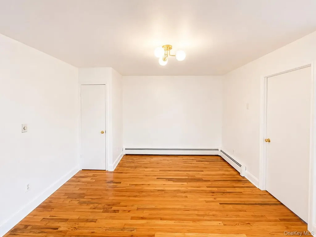 533 Soundview Avenue Bronx NY 10473