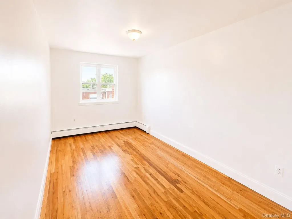 533 Soundview Avenue Bronx NY 10473