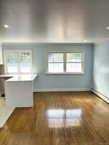 238 Jerome Street Syosset NY 11791