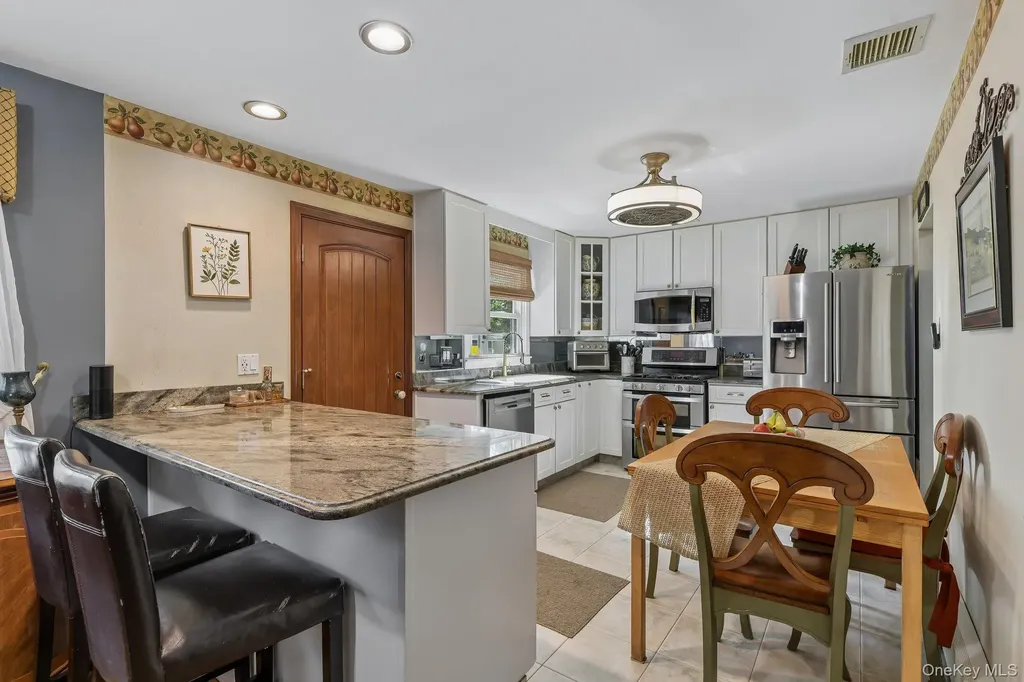 7814 Langdale Street New Hyde Park NY 11040