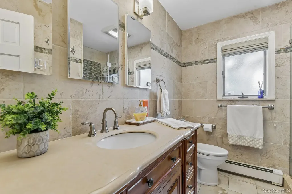 7814 Langdale Street New Hyde Park NY 11040