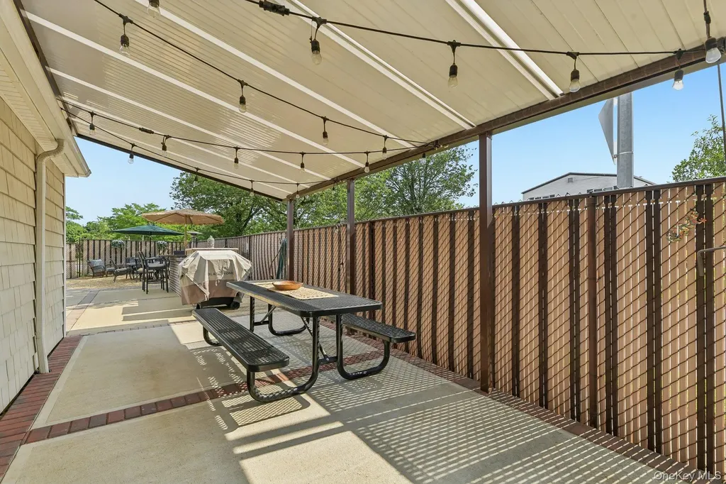 7814 Langdale Street New Hyde Park NY 11040
