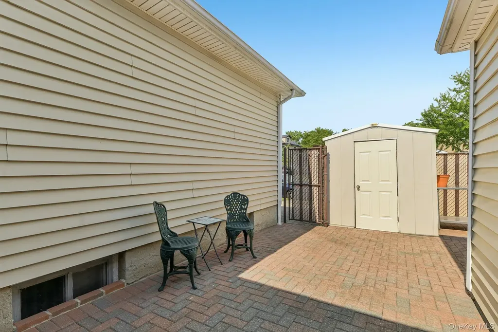 7814 Langdale Street New Hyde Park NY 11040