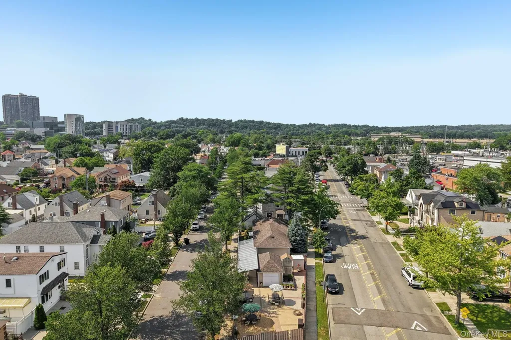 7814 Langdale Street New Hyde Park NY 11040
