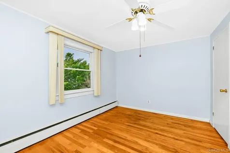 195 N Albany Avenue Massapequa NY 11758
