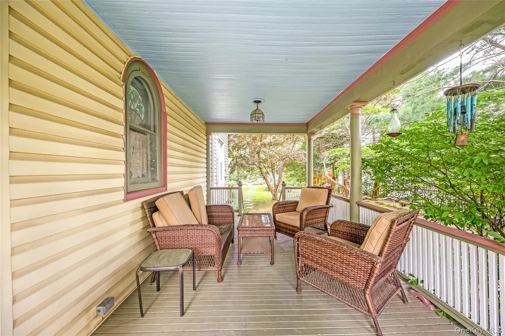 67 Davison Place Rockville Centre NY 11570