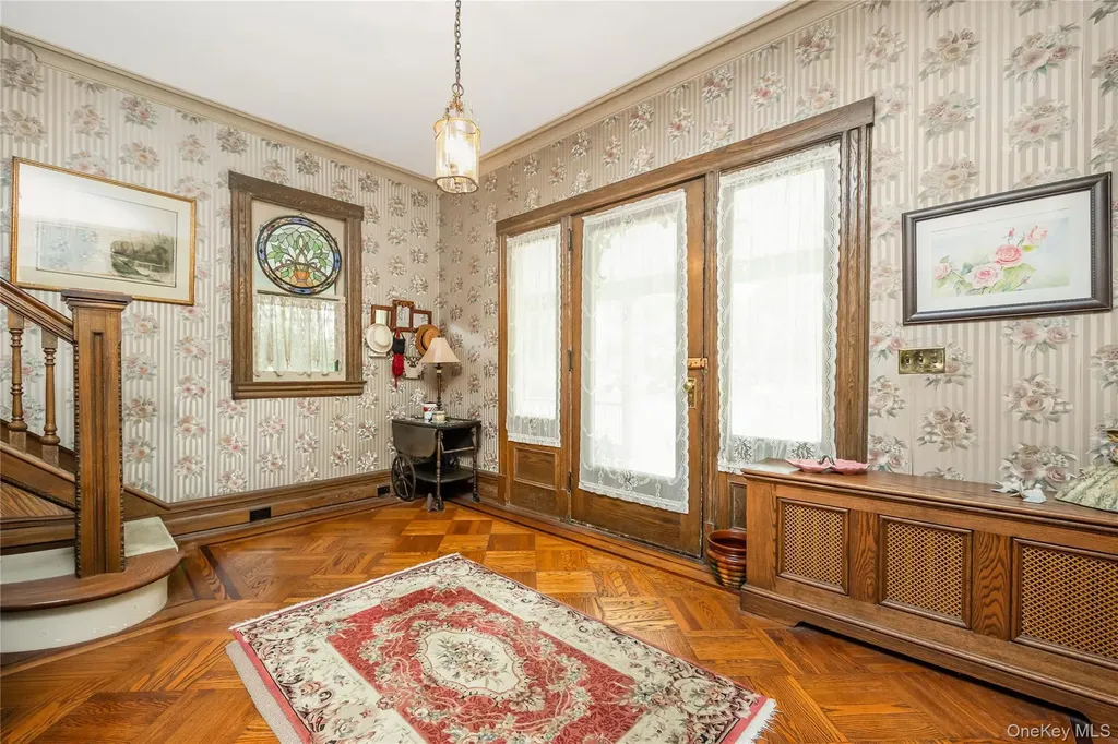 67 Davison Place Rockville Centre NY 11570
