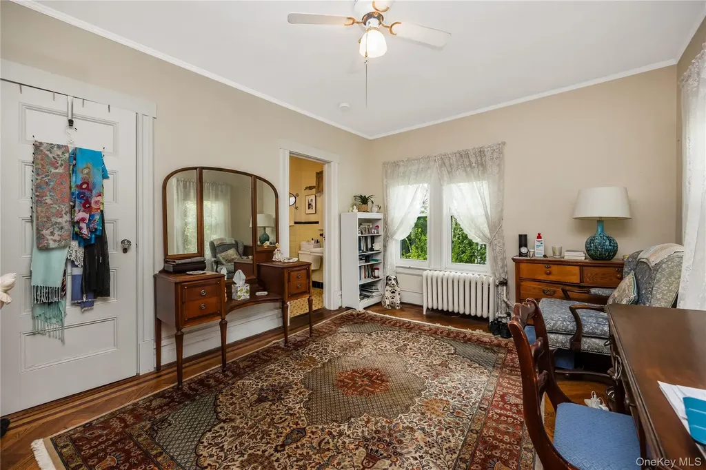 67 Davison Place Rockville Centre NY 11570