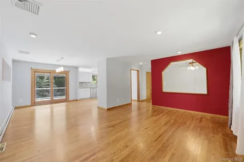 27 Casse Court Mahopac NY 10541