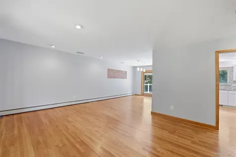 27 Casse Court Mahopac NY 10541