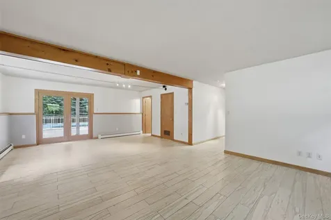 27 Casse Court Mahopac NY 10541