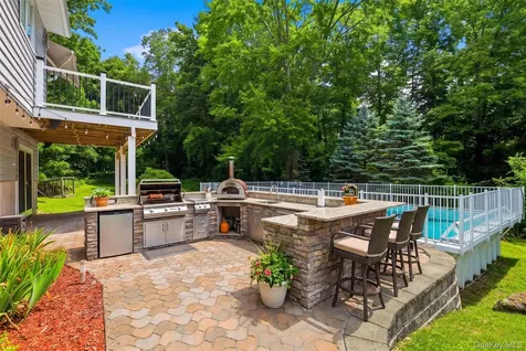 27 Casse Court Mahopac NY 10541