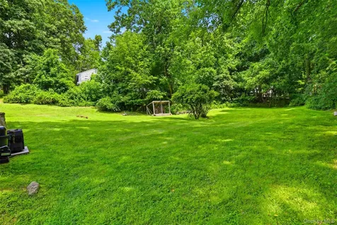 27 Casse Court Mahopac NY 10541
