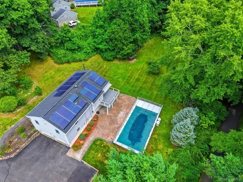 27 Casse Court Mahopac NY 10541