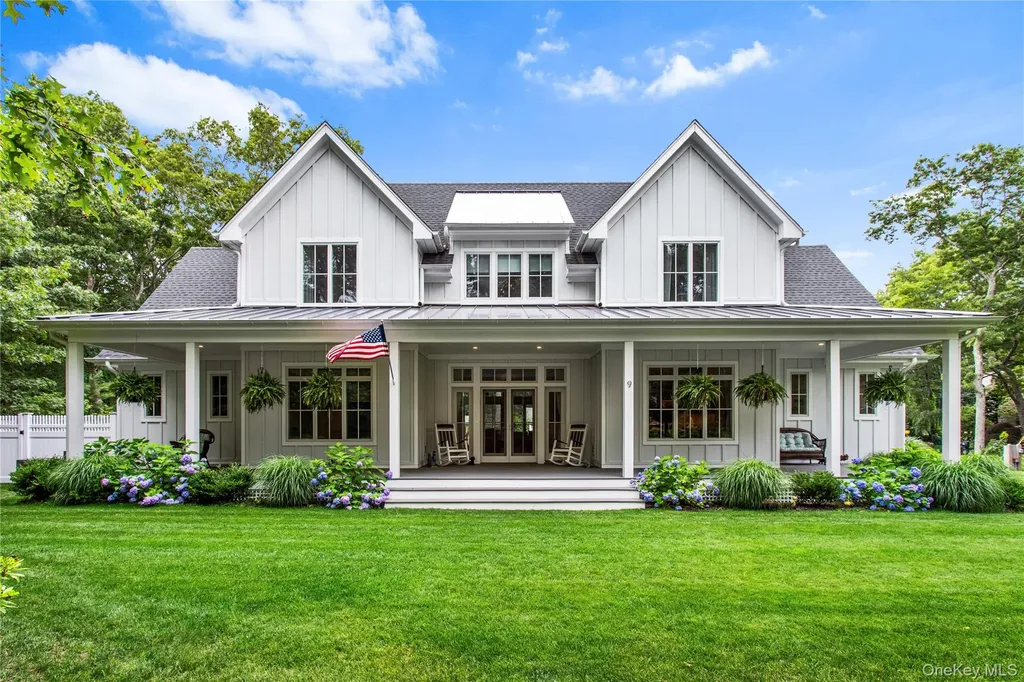 9 Deerland Drive East Quogue NY 11942