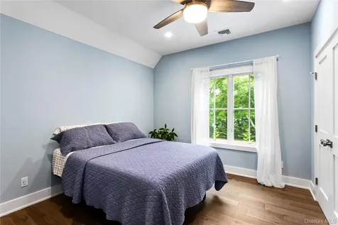 9 Deerland Drive East Quogue NY 11942