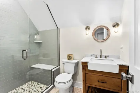 9 Deerland Drive East Quogue NY 11942