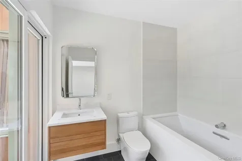25 Bluff Point Road Sag Harbor NY 11963