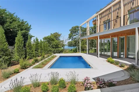 25 Bluff Point Road Sag Harbor NY 11963