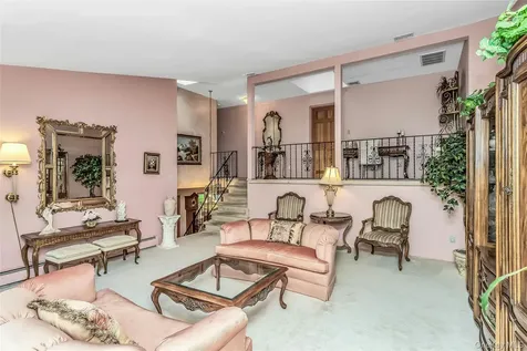 3901 Jane Court Seaford NY 11783