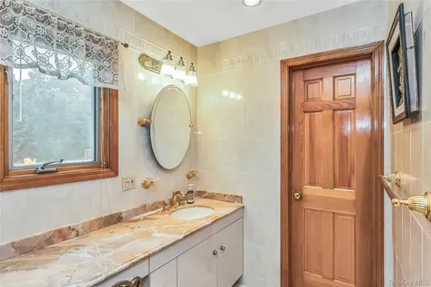 3901 Jane Court Seaford NY 11783