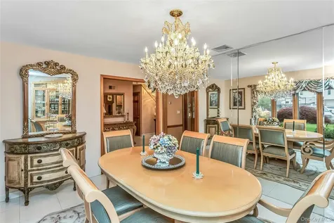 3901 Jane Court Seaford NY 11783