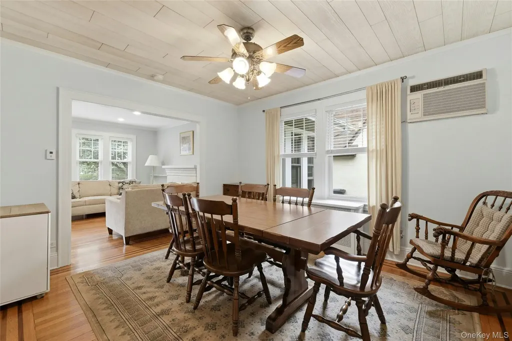 16 Superior Road Bellerose Village NY 11001