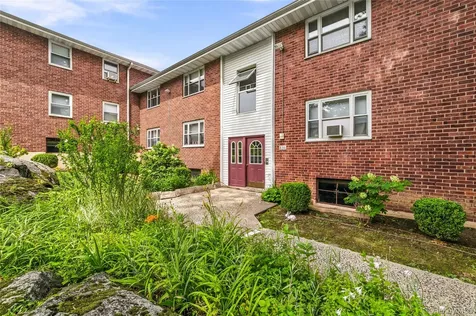 836 N Broadway Yonkers NY 10701