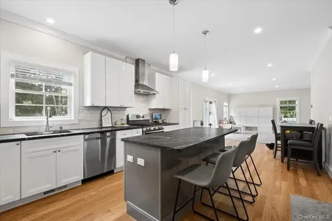 9 Beverly Road Cortlandt Manor NY 10567