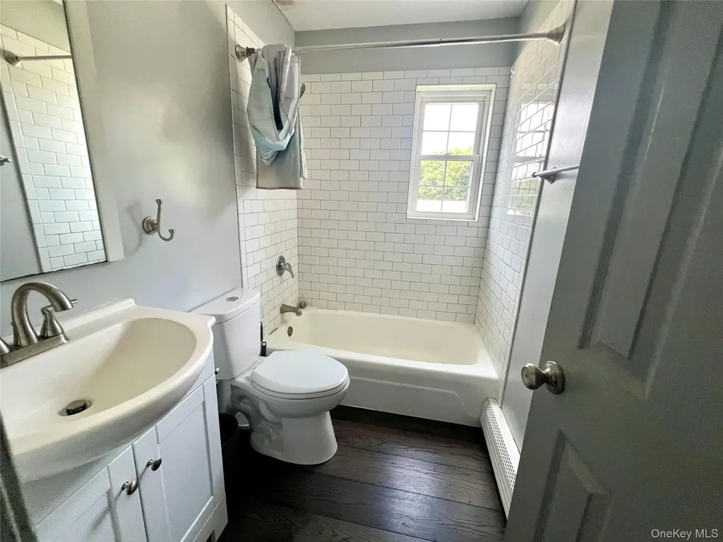 4 Colonial Road Beacon NY 12508
