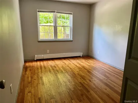 4 Colonial Road Beacon NY 12508