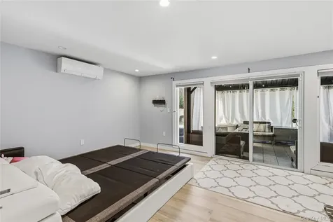 31 Sutton Hill Lane Manhasset Hills NY 11040