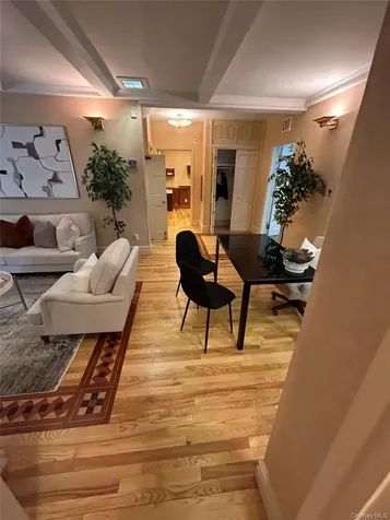915 Palmer Road Bronxville NY 10708