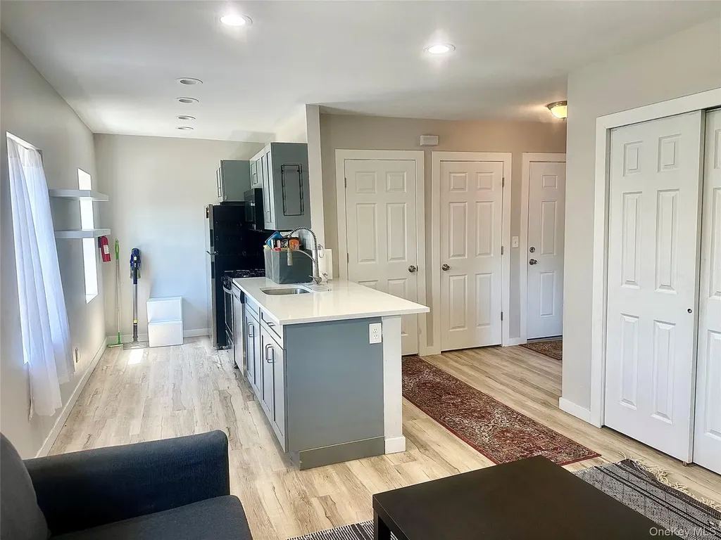 374 Verplanck Avenue Beacon NY 12508
