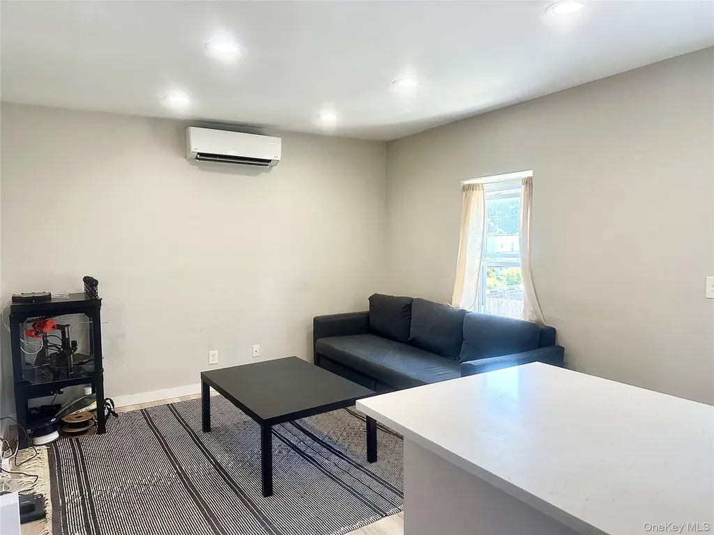 374 Verplanck Avenue Beacon NY 12508
