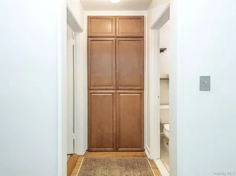 84U Glen Keith Road Glen Cove NY 11542