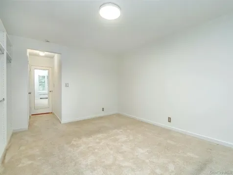 84U Glen Keith Road Glen Cove NY 11542