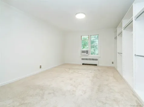 84U Glen Keith Road Glen Cove NY 11542