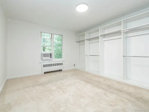 84U Glen Keith Road Glen Cove NY 11542