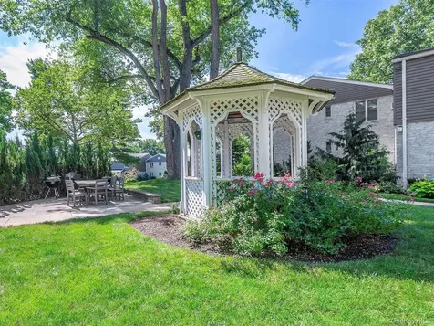 84U Glen Keith Road Glen Cove NY 11542