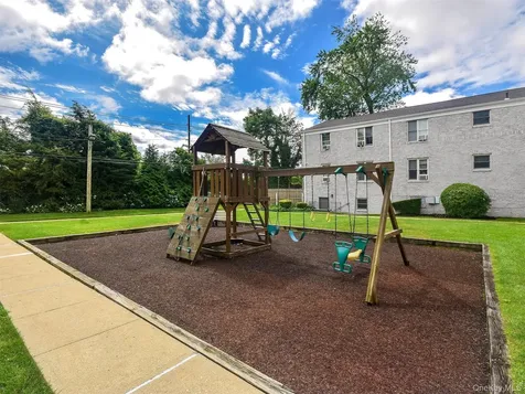 84U Glen Keith Road Glen Cove NY 11542