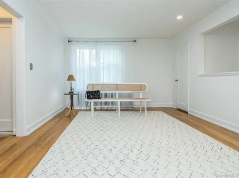 84U Glen Keith Road Glen Cove NY 11542